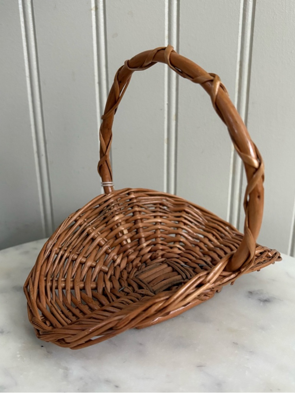 NEW Vintage Small Decorative Basket Cottagecore Farmhouse Country Traditional - Picture 3 of 12